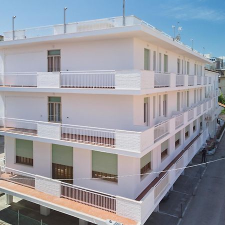 Hotel Jolanda Bellaria-Igea Marina Eksteriør billede