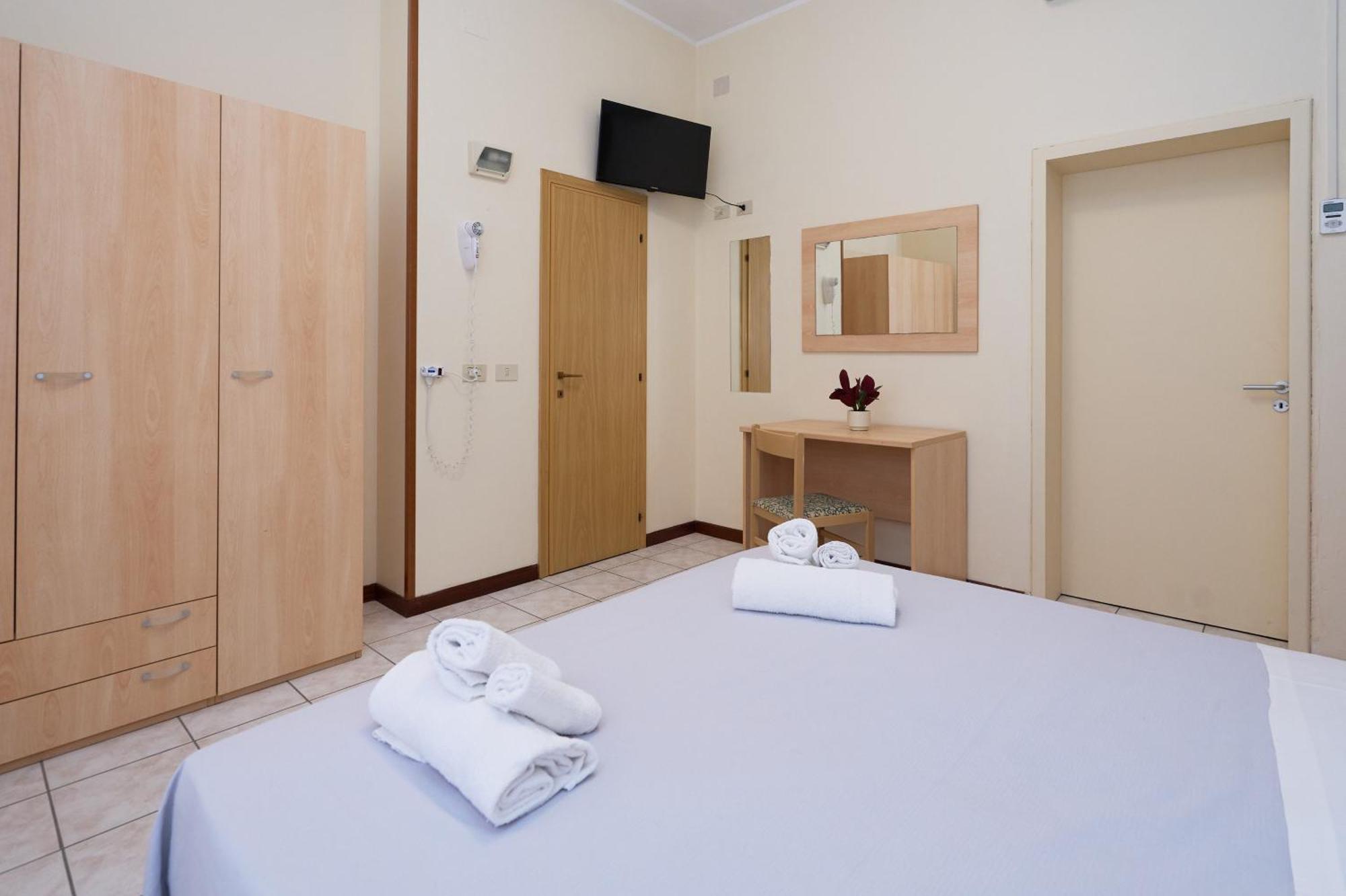 Hotel Jolanda Bellaria-Igea Marina Eksteriør billede