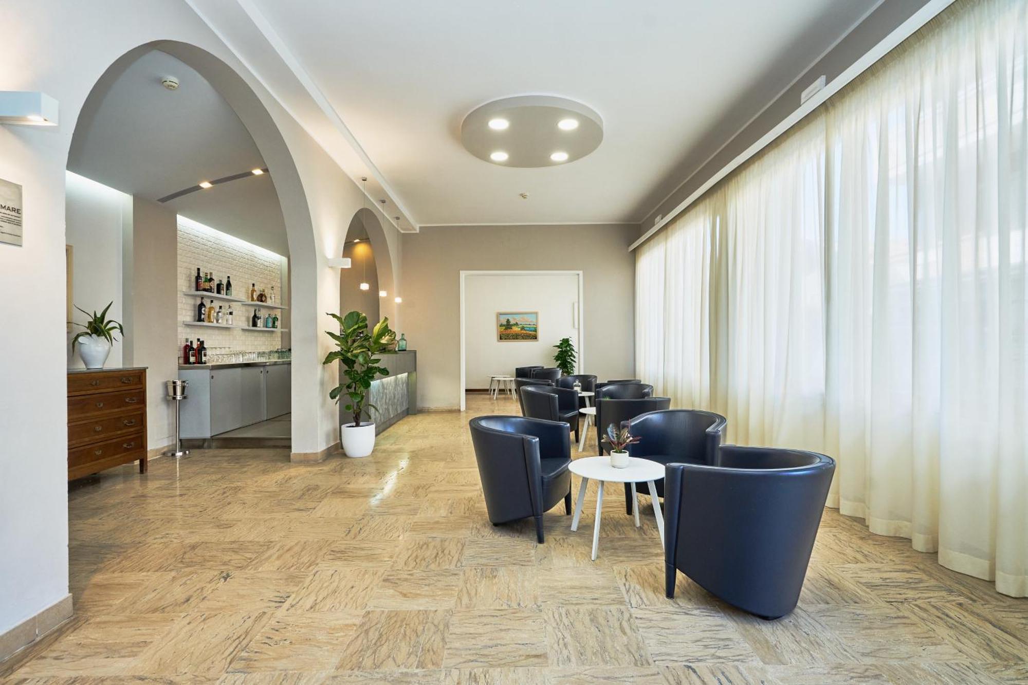 Hotel Jolanda Bellaria-Igea Marina Eksteriør billede